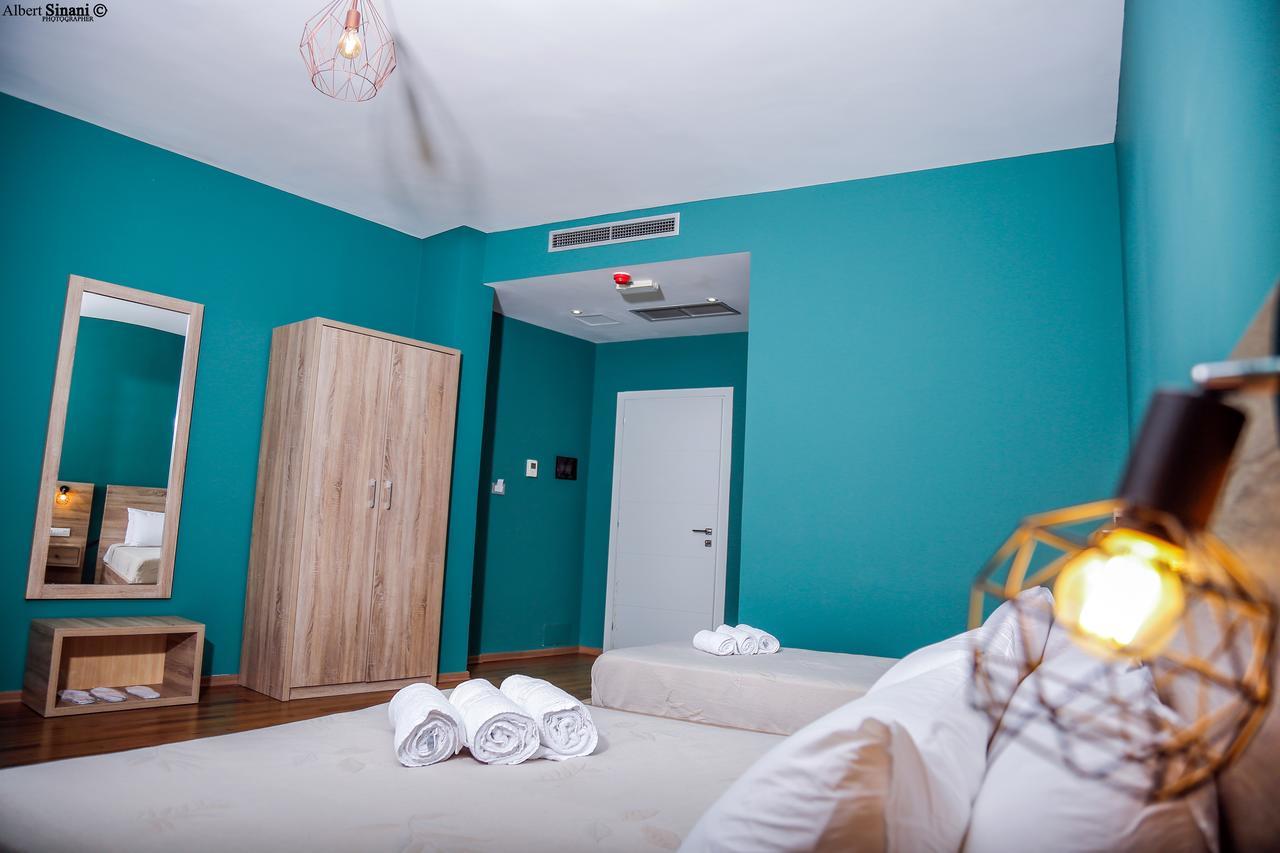อาร์ก โฮเทล ติรานา Hotel Yzberish ภายนอก รูปภาพ
